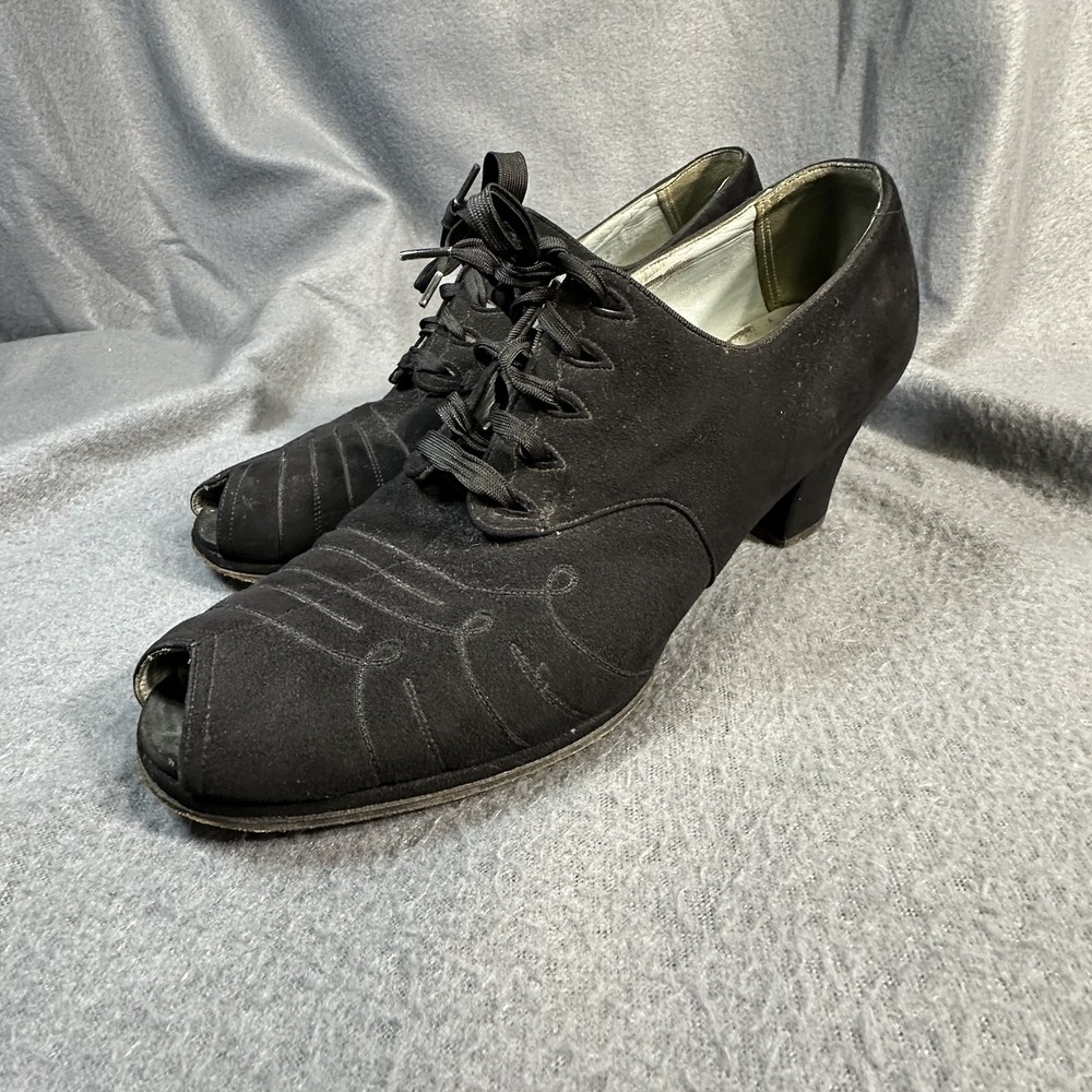 VTG High Heels Womans 8.5 Peep Toe Lace Up Heels Witchcore Dark Academia 40s